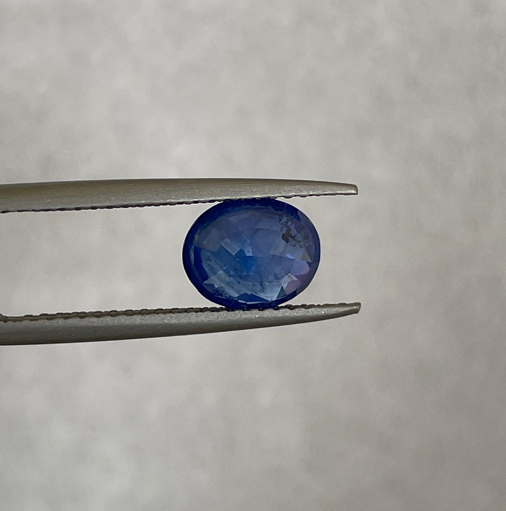 blue sapphire gemstone