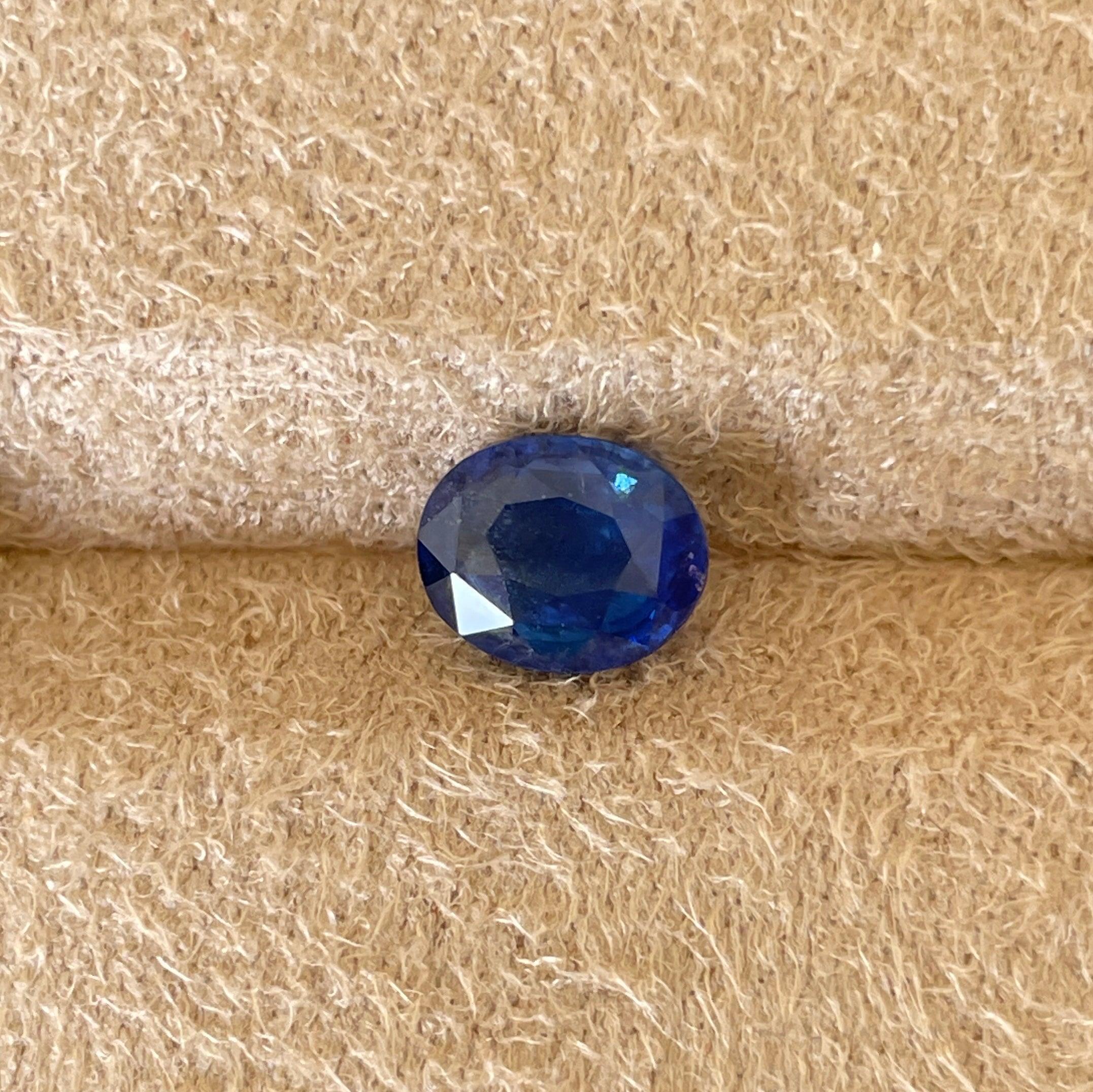 blue sapphire gemstone