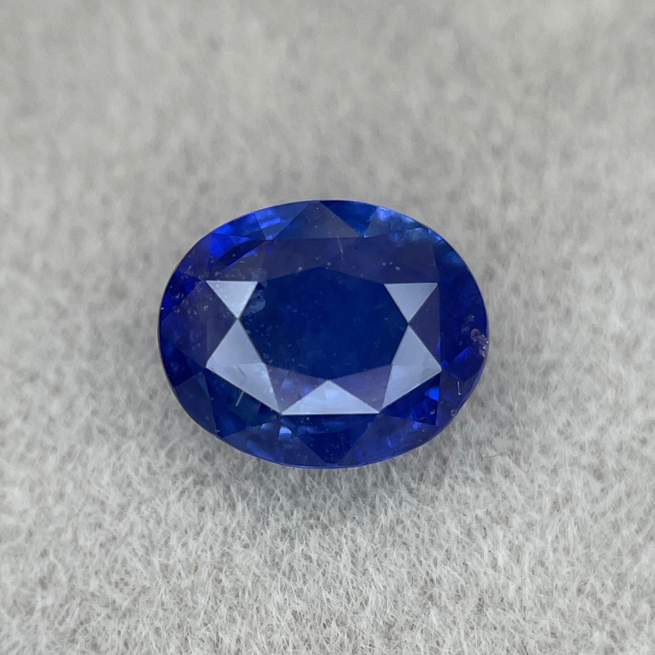blue sapphire gemstone