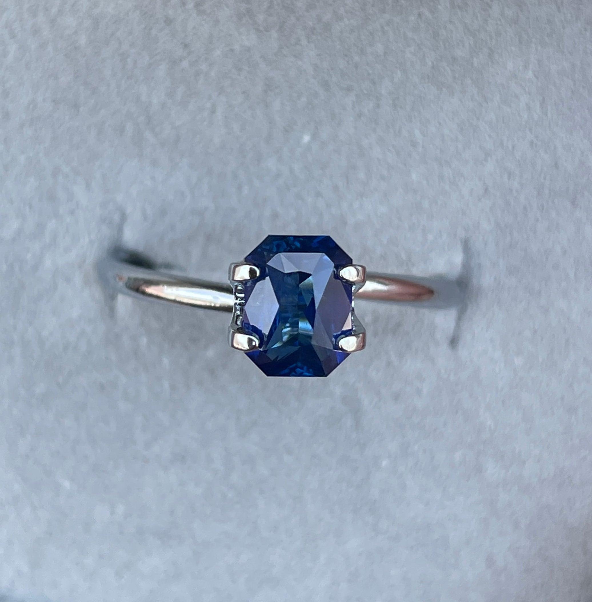blue sapphire gemstone