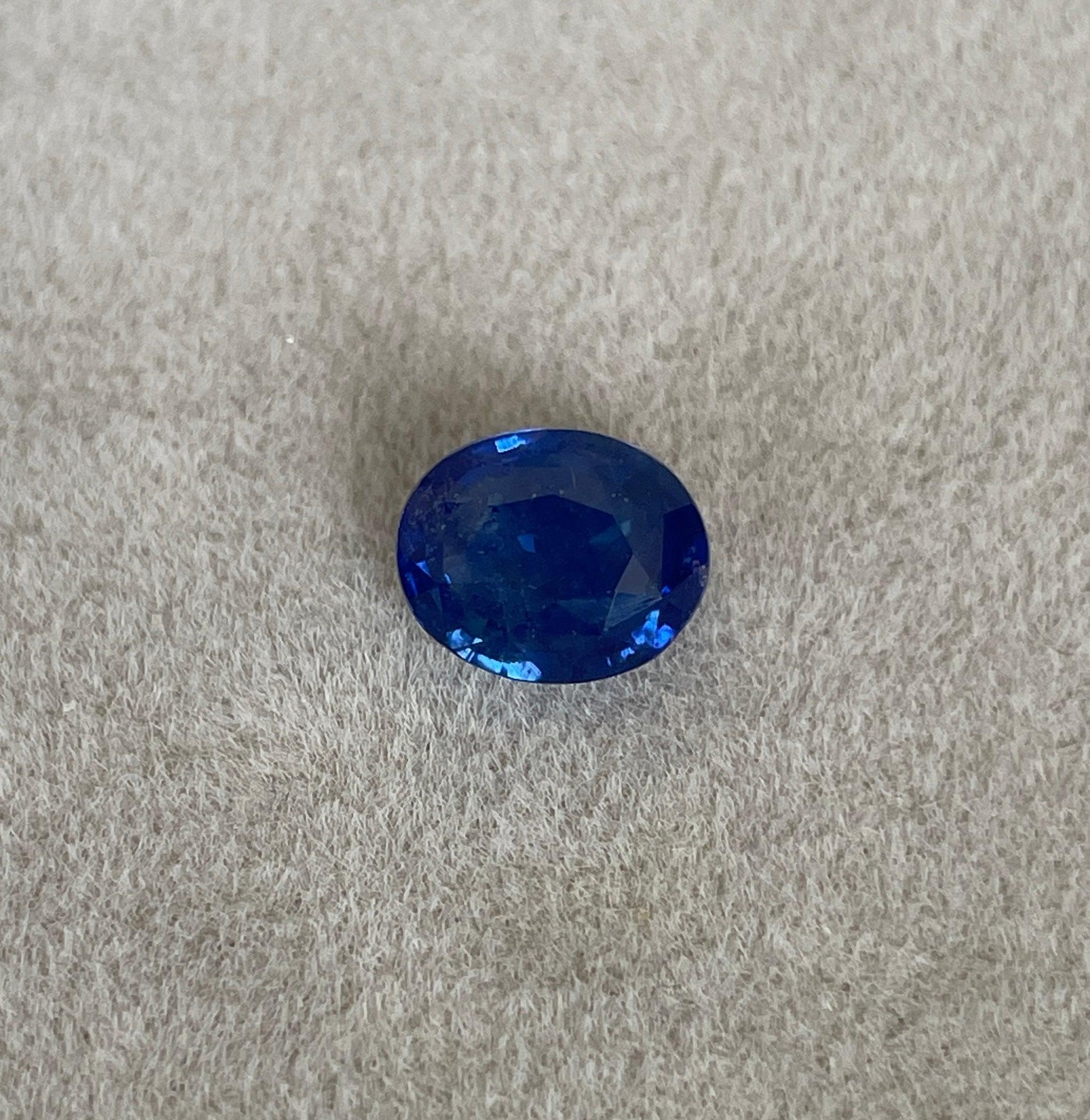 blue sapphire gemstone