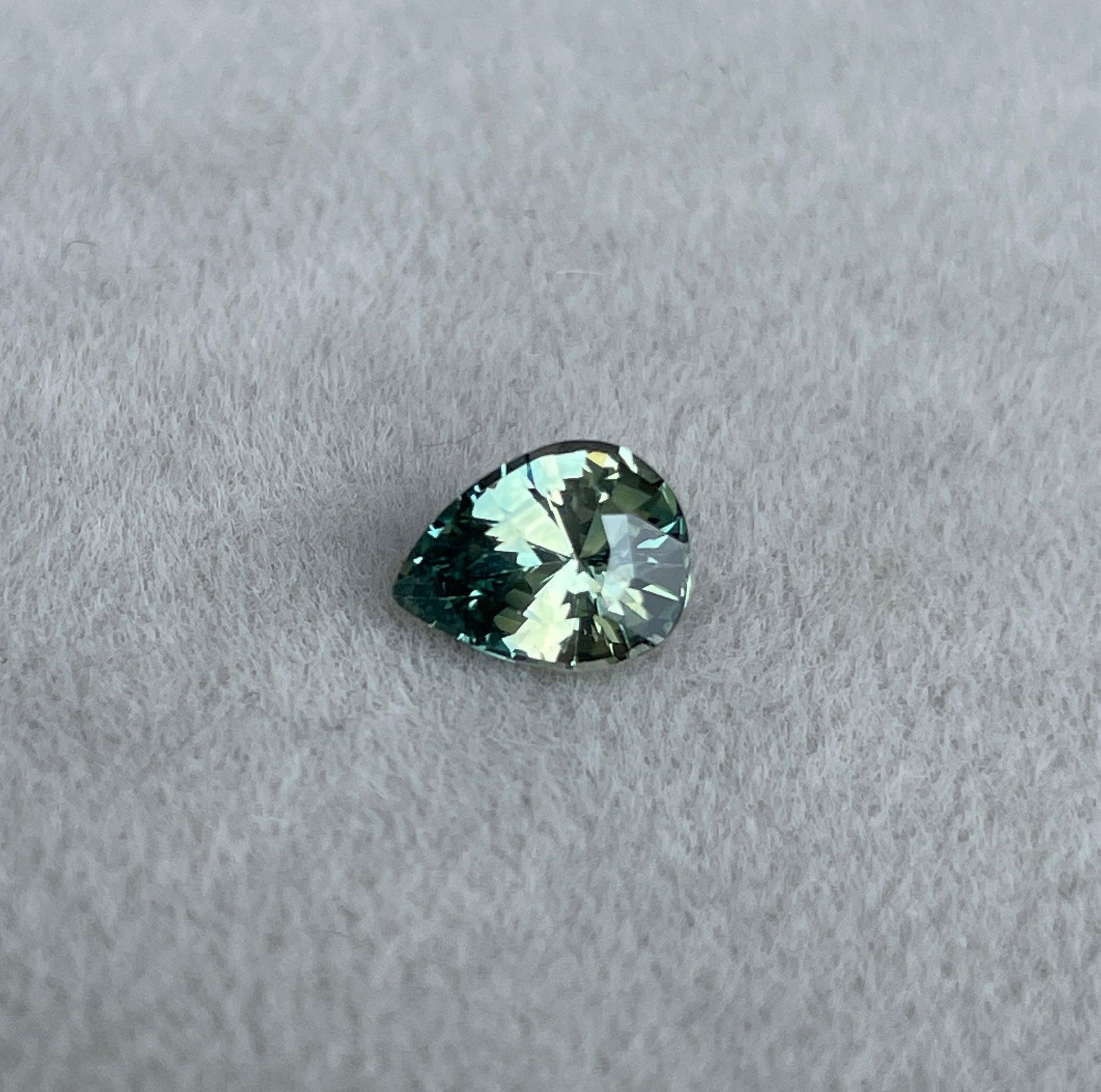 teal green parti colored loose sapphire