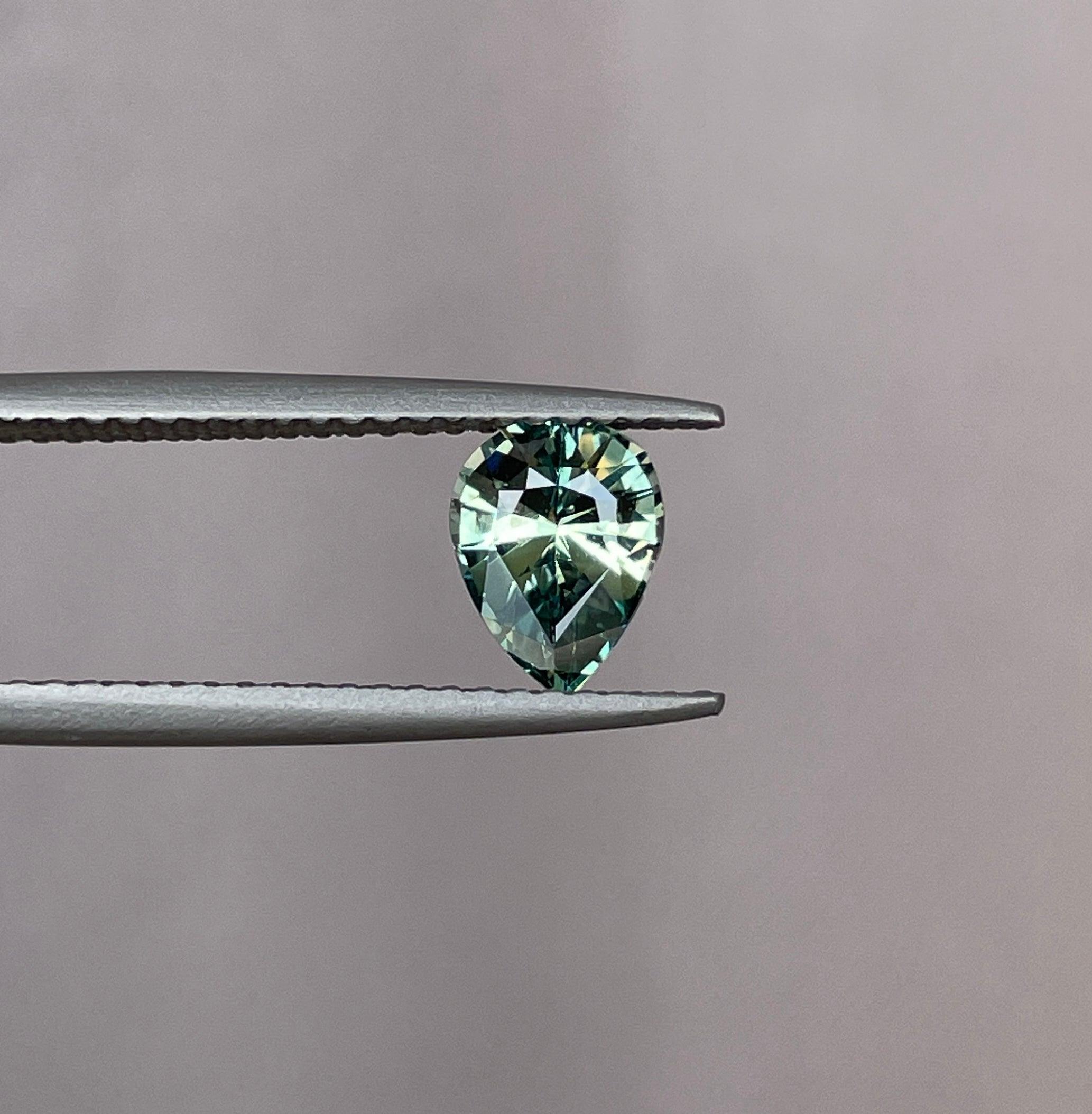 teal green parti colored loose sapphire