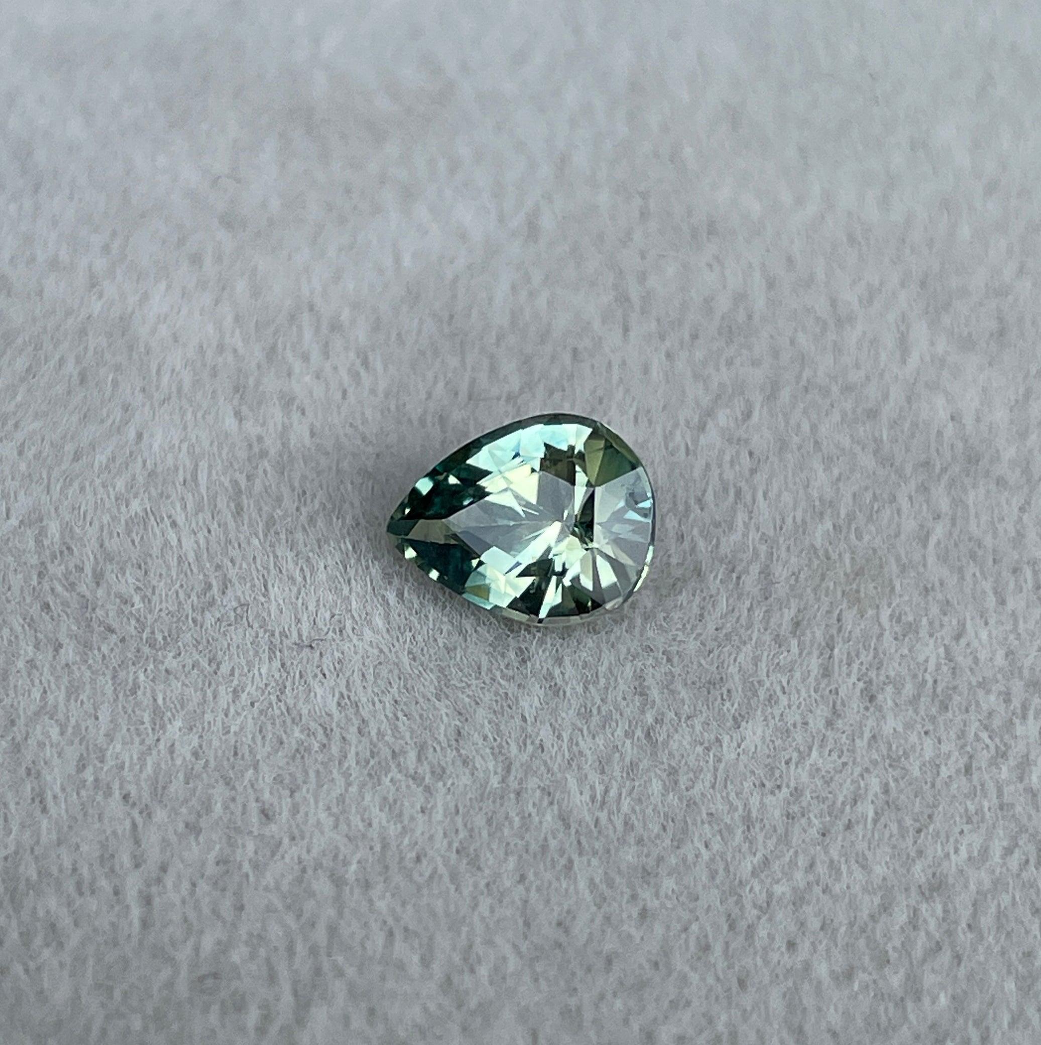 teal green parti colored loose sapphire